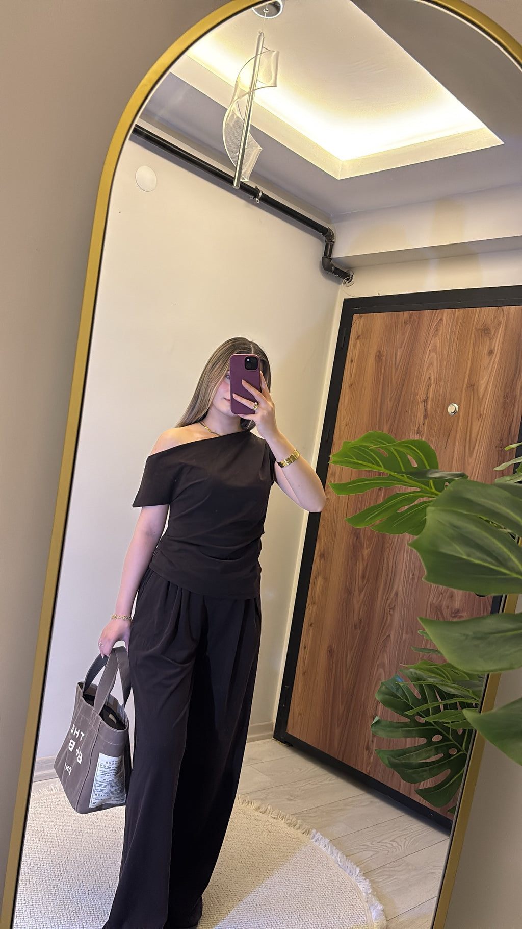 Tek Omuz Detaylı Bluz ve Pantolon Takım