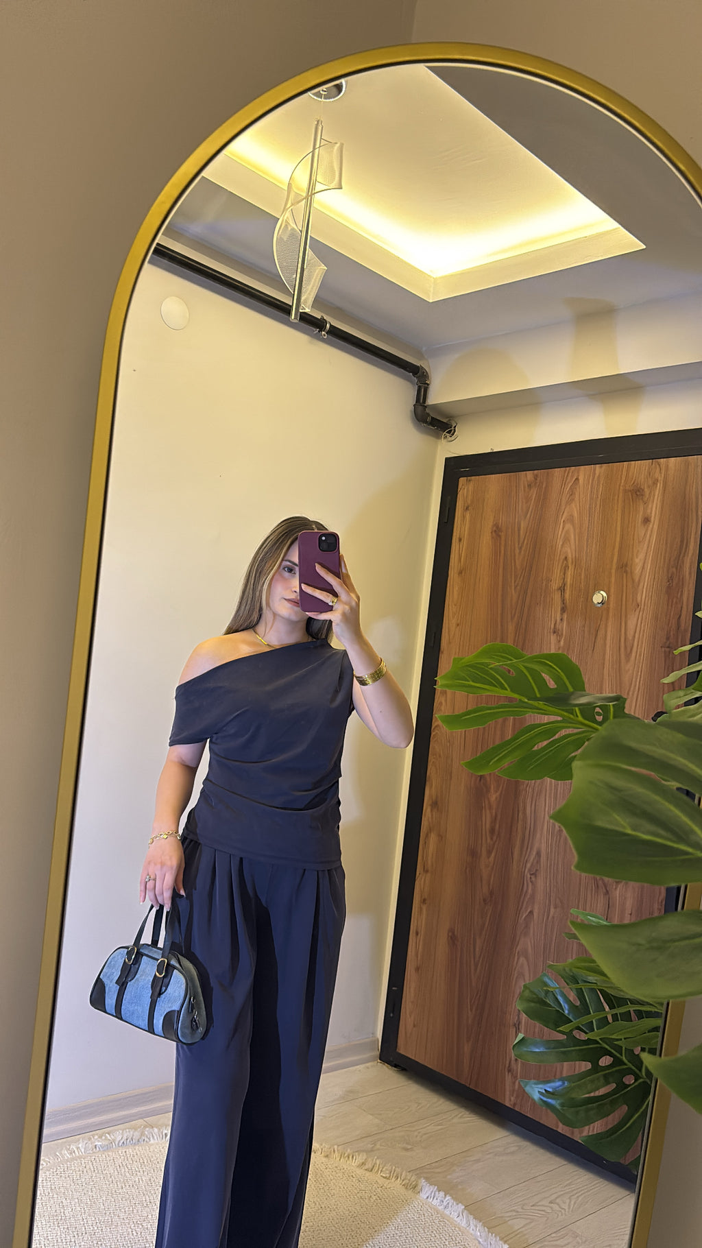 Tek Omuz Detaylı Bluz ve Pantolon Takım