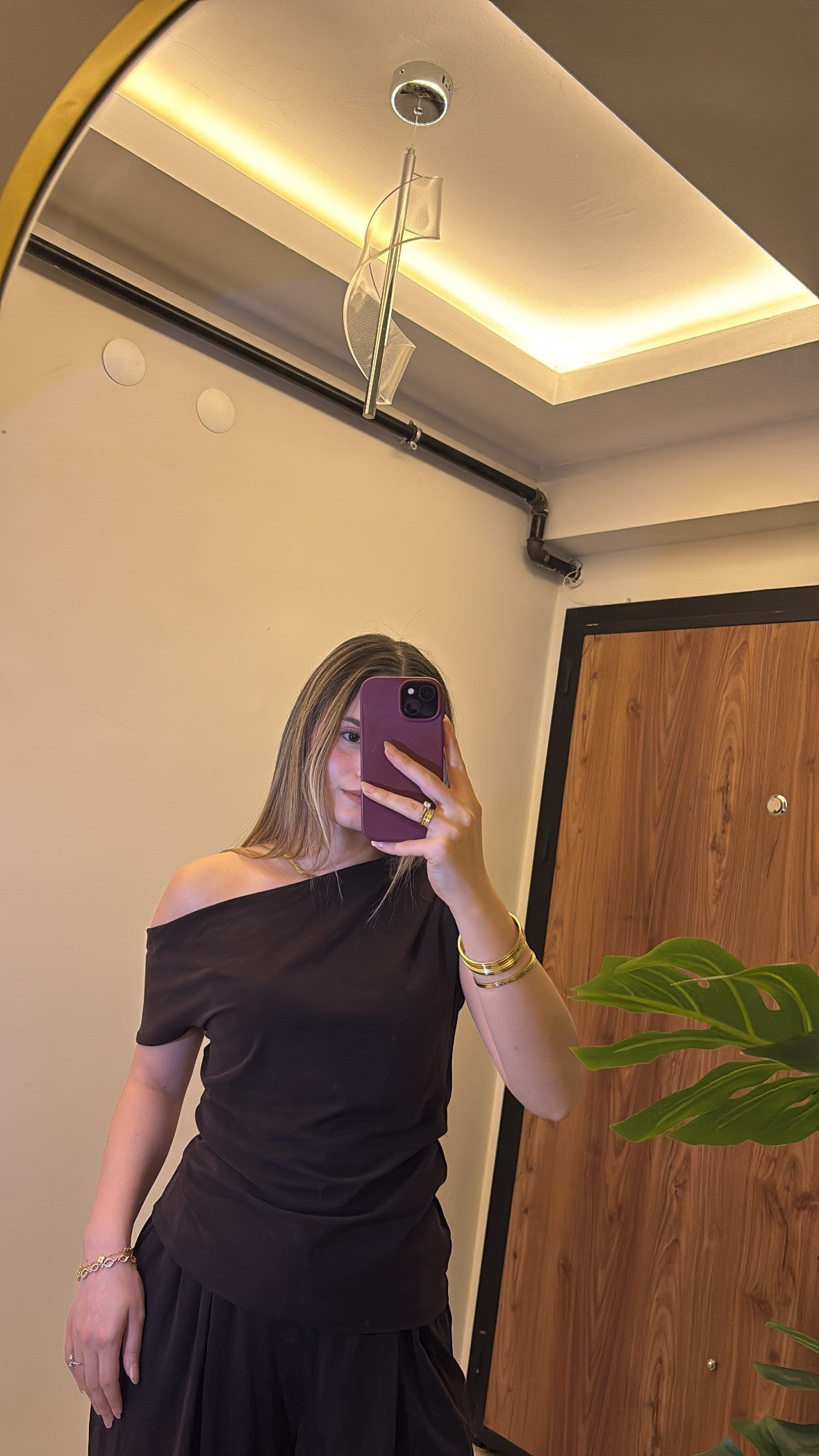 Tek Omuz Detaylı Bluz ve Pantolon Takım